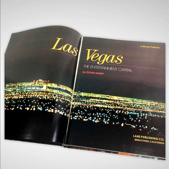 Las Vegas The Entertainment Capital Sunset 1987 - Picture 4 of 4